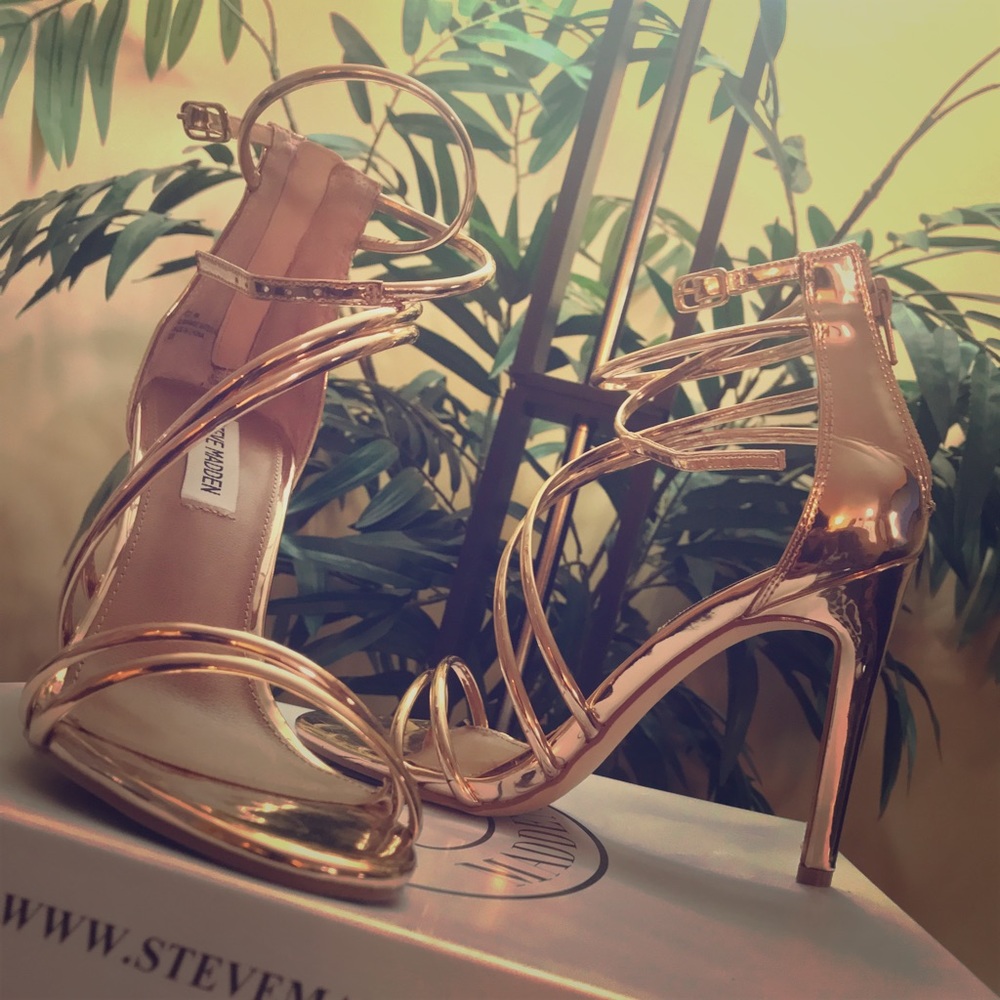 Worn once fashionable heels!!